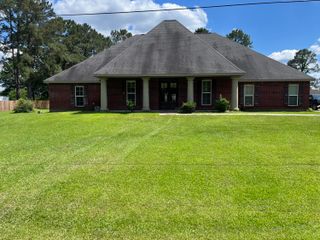130 Carter Dr, Leesville, LA 71446