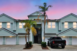 7047 DEER LODGE Circle 102, Jacksonville, FL 32256