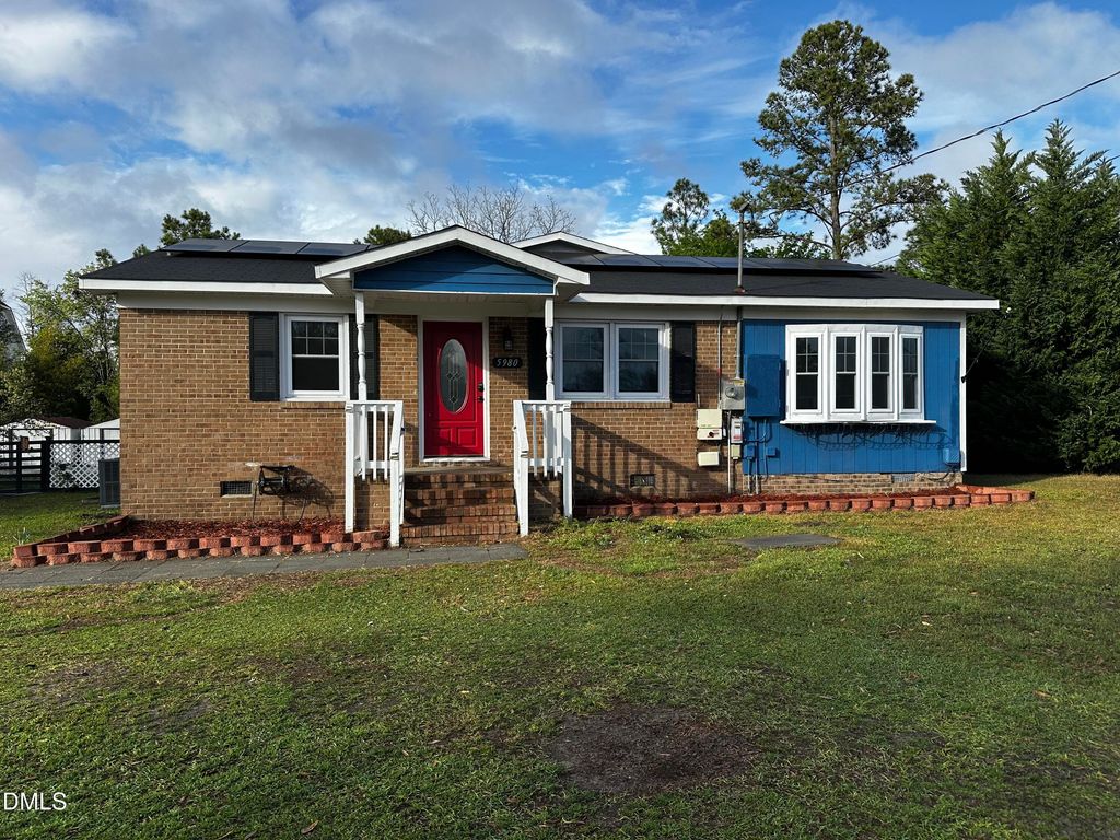 5980 Love Court, Hope Mills, NC 28348