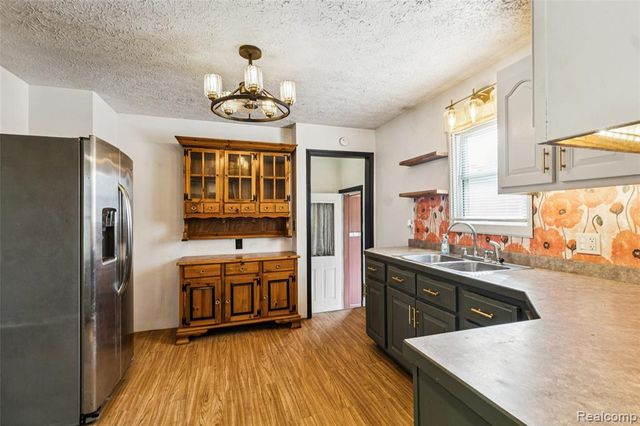 9710 E Newburg Road, Durand, MI 48429