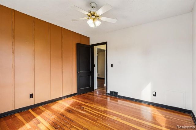 9710 E Newburg Road, Durand, MI 48429