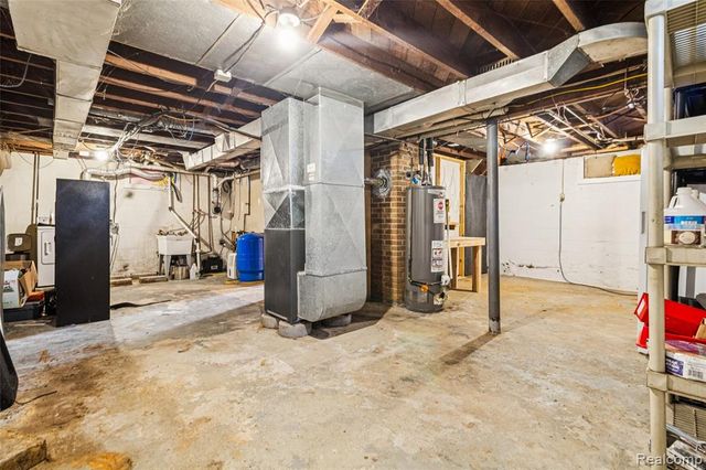 9710 E Newburg Road, Durand, MI 48429