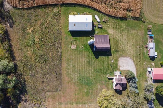 9710 E Newburg Road, Durand, MI 48429