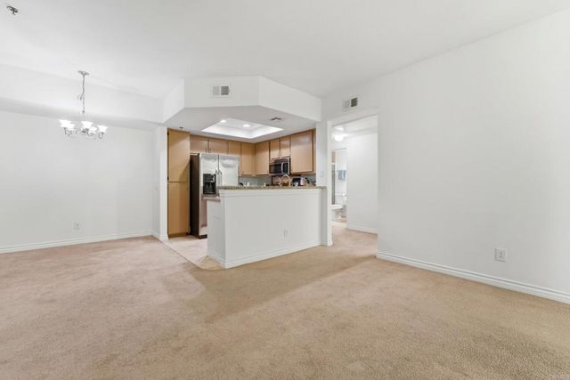 680 Camino De La Reina 2201, San Diego, CA 92108