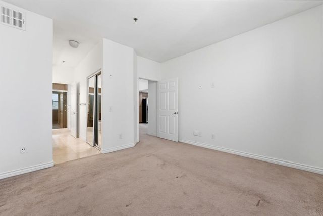 680 Camino De La Reina 2201, San Diego, CA 92108