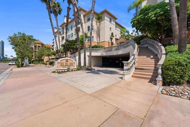 680 Camino De La Reina 2201, San Diego, CA 92108