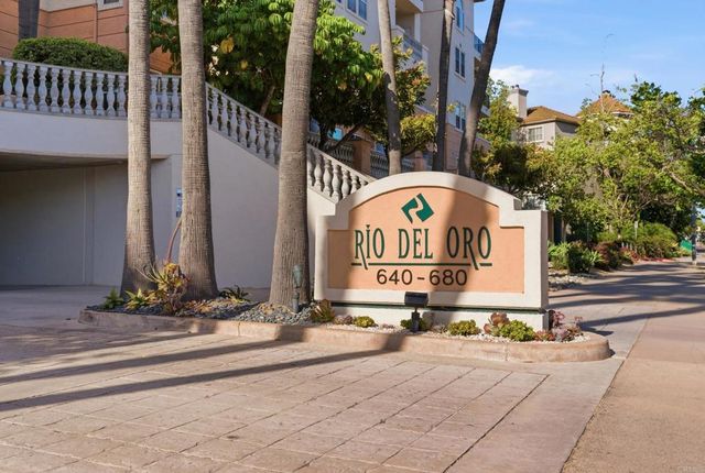 680 Camino De La Reina 2201, San Diego, CA 92108
