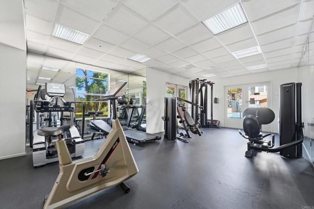 680 Camino De La Reina 2201, San Diego, CA 92108