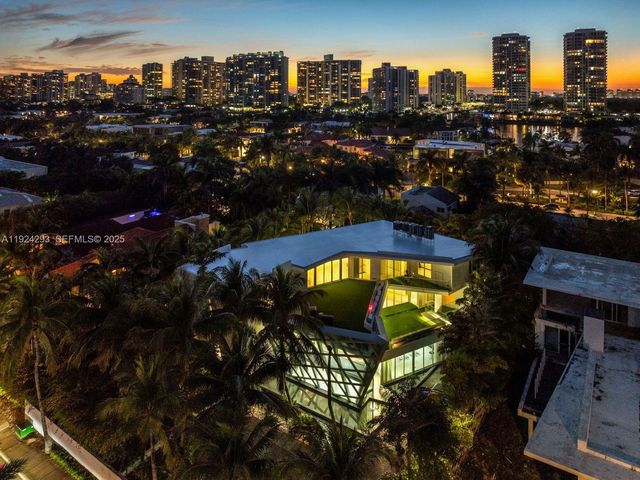 480 Ocean Boulevard, Golden Beach, FL 33160