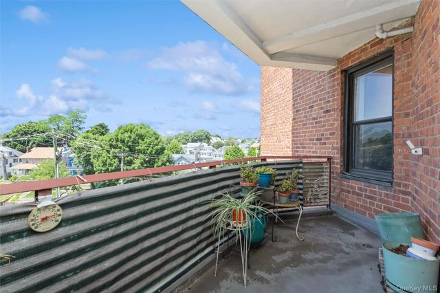 325 King Street 3I, Port Chester, NY 10573