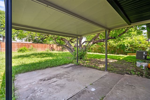 808 Bluebonnet Lane, Mesquite, TX 75149