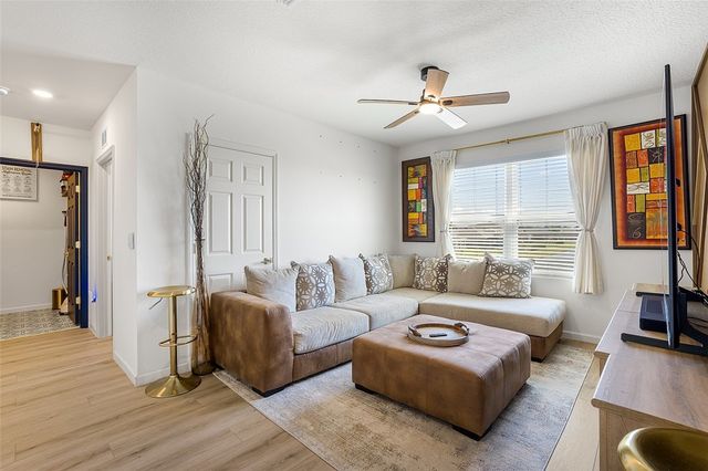 1046 Dugan Circle SE, Palm Bay, FL 32909