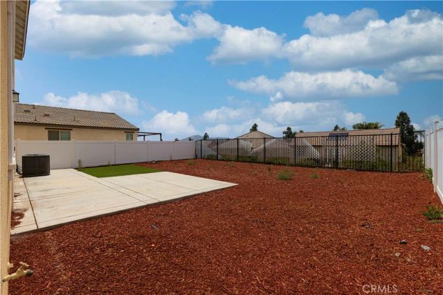 2957 Flagstaff, Jurupa Valley, CA 92509