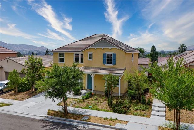 2957 Flagstaff, Jurupa Valley, CA 92509