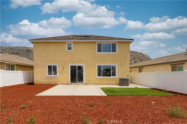 2957 Flagstaff, Jurupa Valley, CA 92509