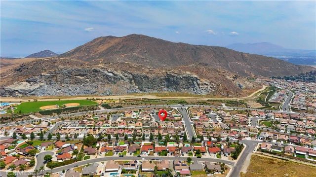 2957 Flagstaff, Jurupa Valley, CA 92509