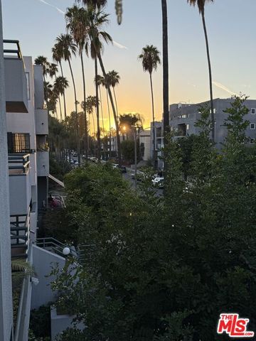 14610 Erwin Street 211, Los Angeles, CA 91411