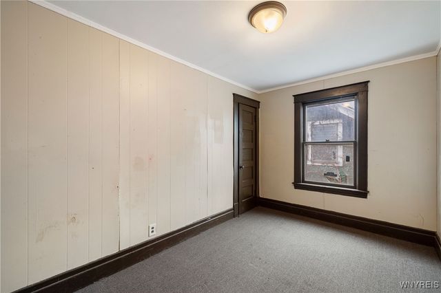 1868 Weston Avenue, Niagara Falls, NY 14305