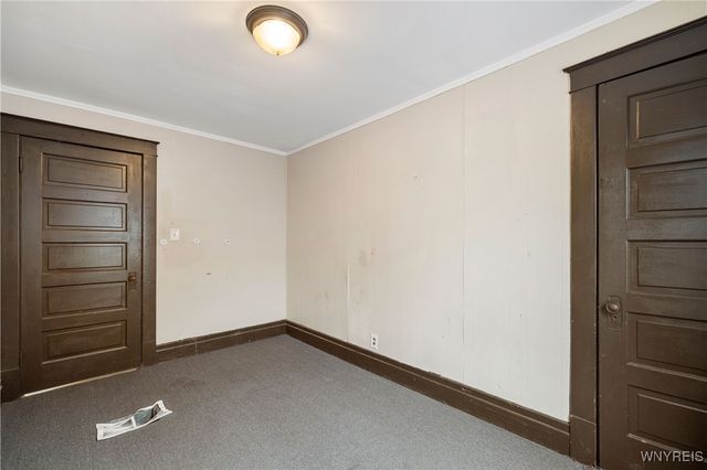 1868 Weston Avenue, Niagara Falls, NY 14305