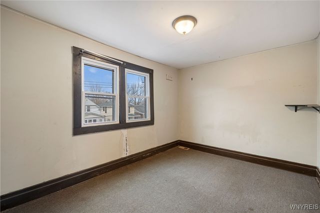 1868 Weston Avenue, Niagara Falls, NY 14305