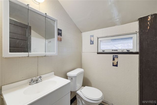 1868 Weston Avenue, Niagara Falls, NY 14305