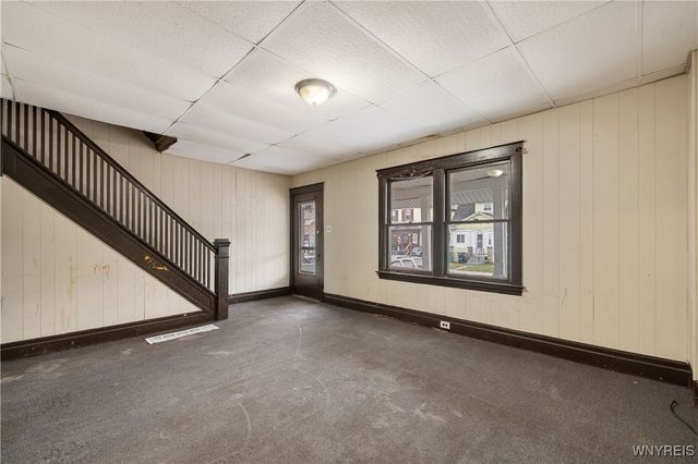 1868 Weston Avenue, Niagara Falls, NY 14305