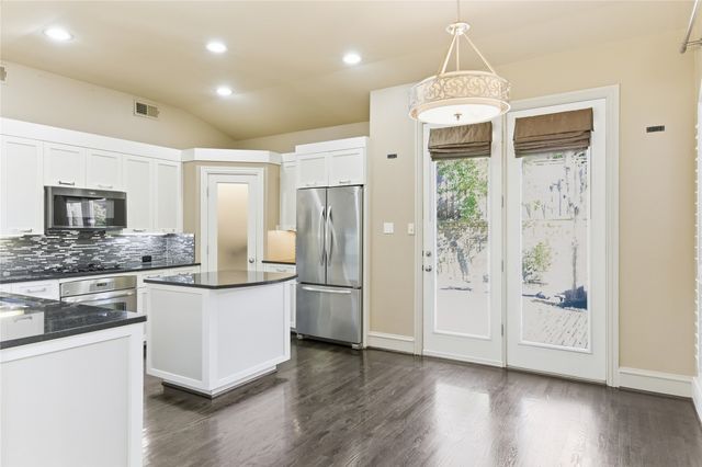 4226 Spyglass Hill Lane, Irving, TX 75038