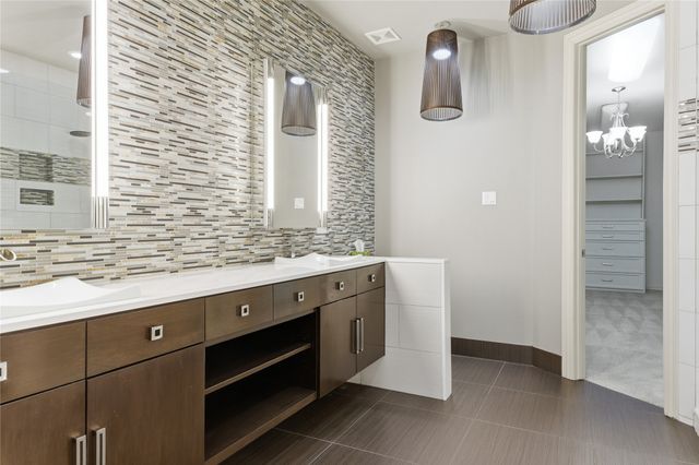 4226 Spyglass Hill Lane, Irving, TX 75038