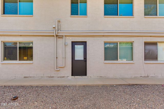 6815 E 2ND Street 3, Scottsdale, AZ 85251