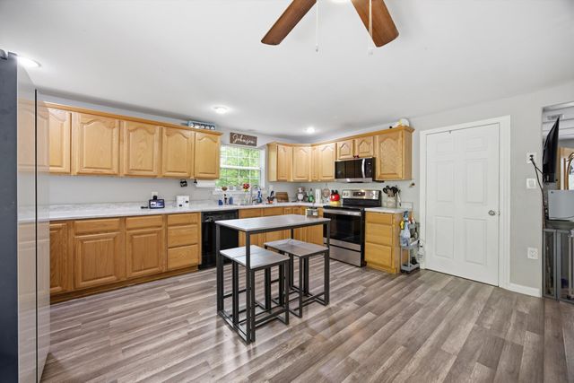 309 W Schmitt Road, Rossville, GA 30741