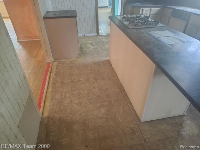 16803 Normandy Street, Detroit, MI 48221