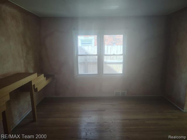 16803 Normandy Street, Detroit, MI 48221