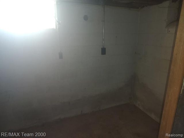 16803 Normandy Street, Detroit, MI 48221