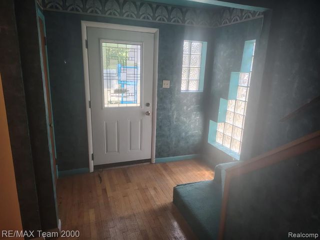16803 Normandy Street, Detroit, MI 48221