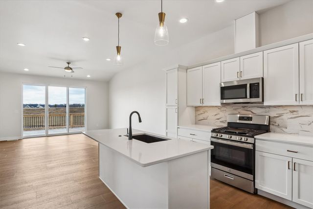 1013 Highland Trail, Solon, IA 52333