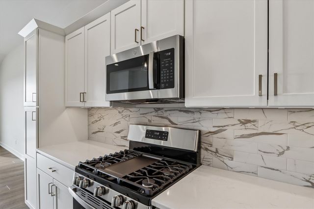 1013 Highland Trail, Solon, IA 52333