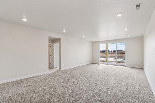 1013 Highland Trail, Solon, IA 52333