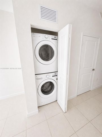 2840 SE 26th Ter, Homestead, FL 33035