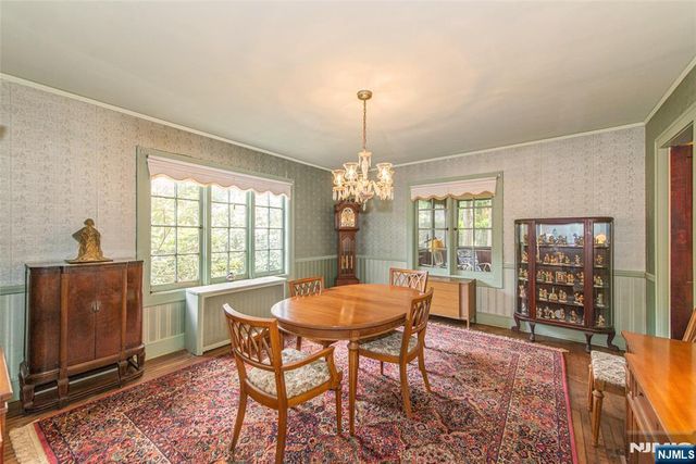 140 Valley View Avenue, Ridgewood, NJ 07450