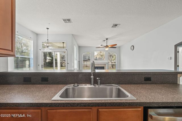 1650 MARSH WINDS Court, Fleming Island, FL 32003