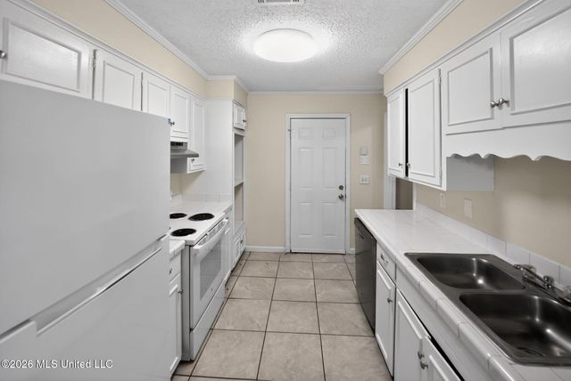 336 Foxboro Drive, Jackson, MS 39211