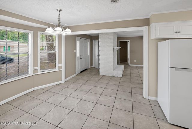 336 Foxboro Drive, Jackson, MS 39211