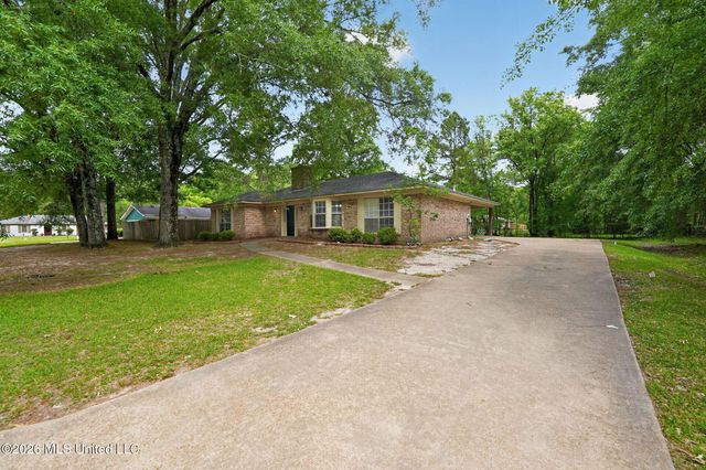 336 Foxboro Drive, Jackson, MS 39211