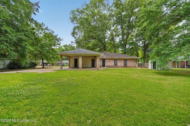336 Foxboro Drive, Jackson, MS 39211