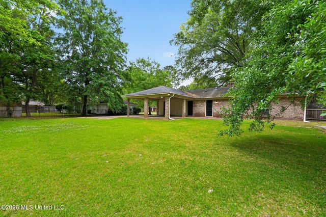 336 Foxboro Drive, Jackson, MS 39211