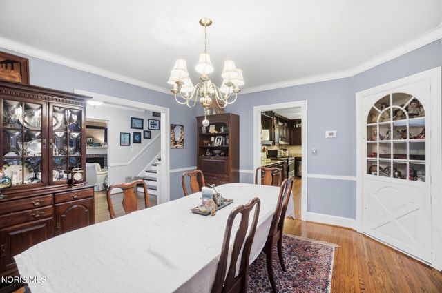 3324 Darlington Road, Ottawa Hills, OH 43606