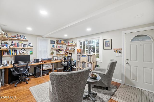 3324 Darlington Road, Ottawa Hills, OH 43606