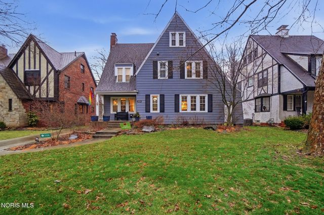 3324 Darlington Road, Ottawa Hills, OH 43606