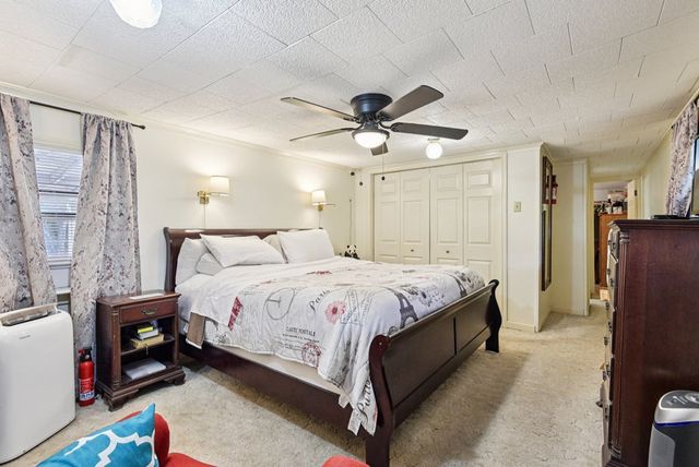 780 Mountain Dr, Kerrville, TX 78028