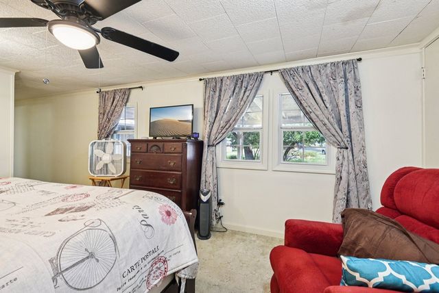 780 Mountain Dr, Kerrville, TX 78028